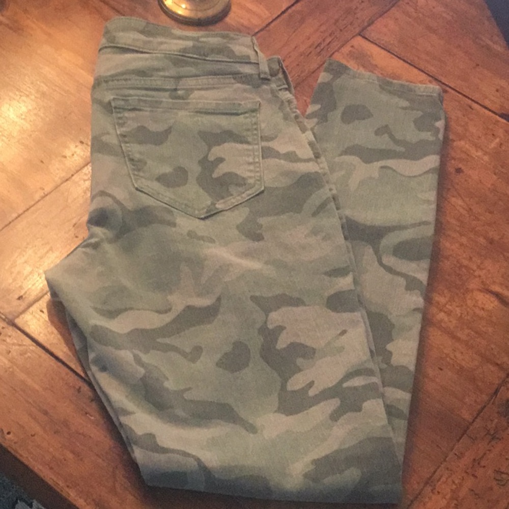 Old navy rockstar jeans